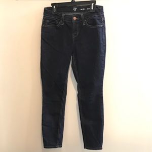 Crown & Ivy Petite Jeans